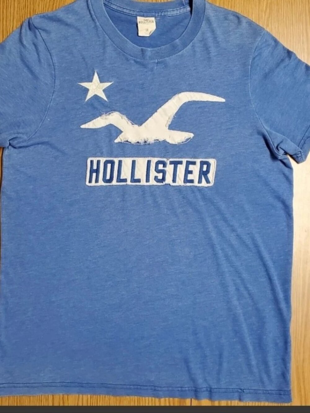 Hollister California Logo Graphic Tee Shirt Light Blue Size Medium C20